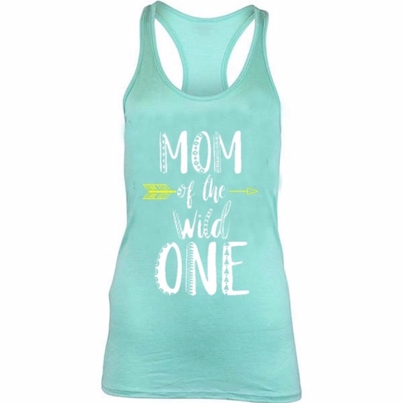 ☀️☀️$10 SALE☀️☀️ "MOM OF A WILD ONE" ALL COLORS! - Picture 4 of 8